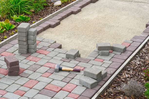 Best Interlocking Driveway Pavers  in Circle Pines, MN